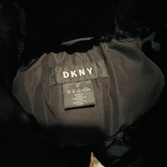 DKNY Women Puffer Quilted Hooded Winter Coat Jacket Sz XL 2 Pockets Lightweight⭐ - Picture 5 of 11